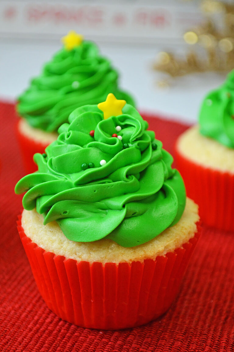 Christmas Tree Cupcakes