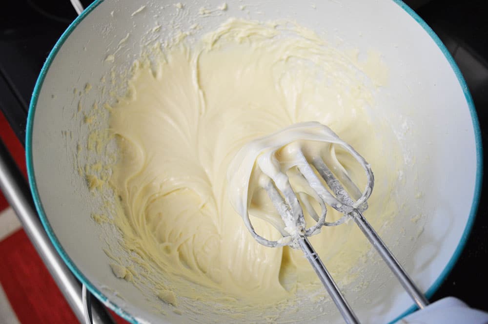 Pumpkin Cupcakes with Maple Cream Cheese Frosting