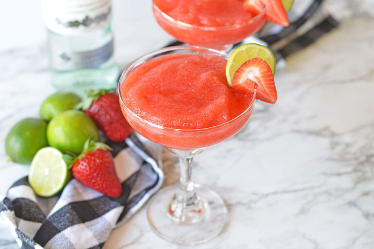 Frozen Strawberry Daiquiri with Bacardi